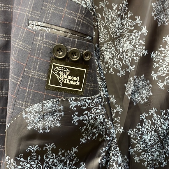 Diamond threads 3piece suit  coat 46r vest 24” chest pants men sz 40r - Picture 5 of 16